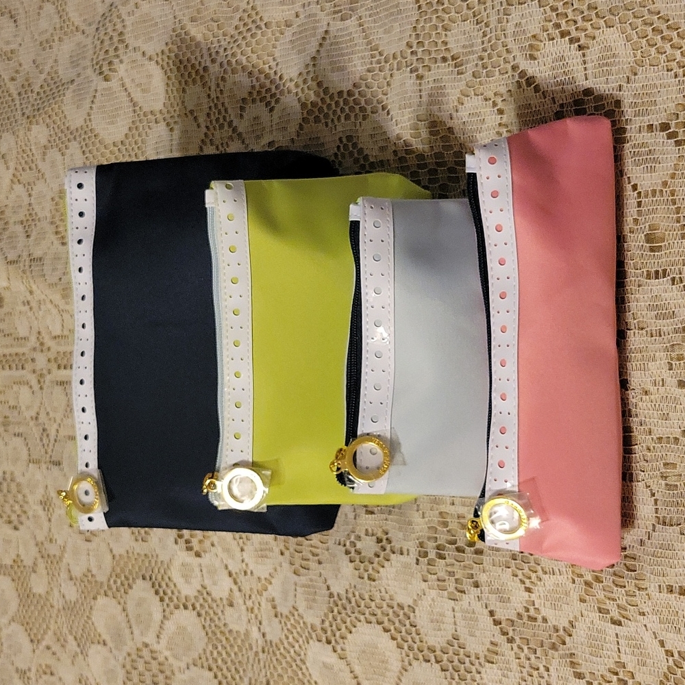 NEW! Estee Lauder Cosmetic Bag Set